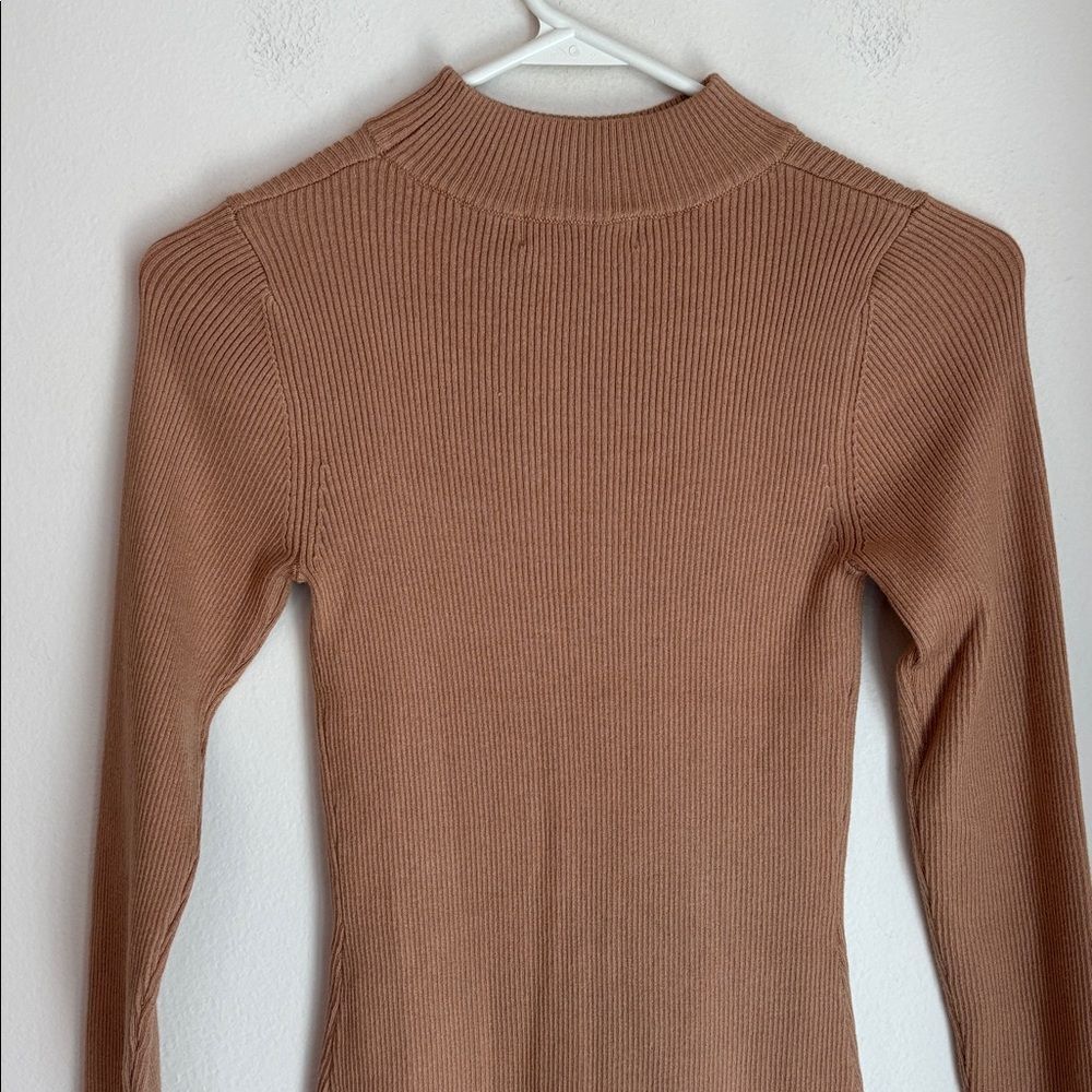 Lulu's ribbed knit cutout Camel Long Sleeve Bodysuit Women’s small NWT mock neck - Picture 14 of 16